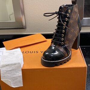 Authentic Louis Vuitton Star Trail Ankle Boot